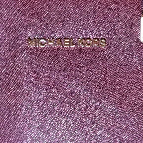 Michael Michael Kors Tote Crossbody Cranberry - Picture 8 of 10